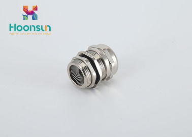 La ghiandola di cavo elettrica del metallo del filo contabilità elettromagnetica della PAGINA placca la superficie con i controdadi d'ottone